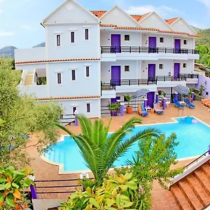Lygies 2* Trapezaki (Kefalonia)